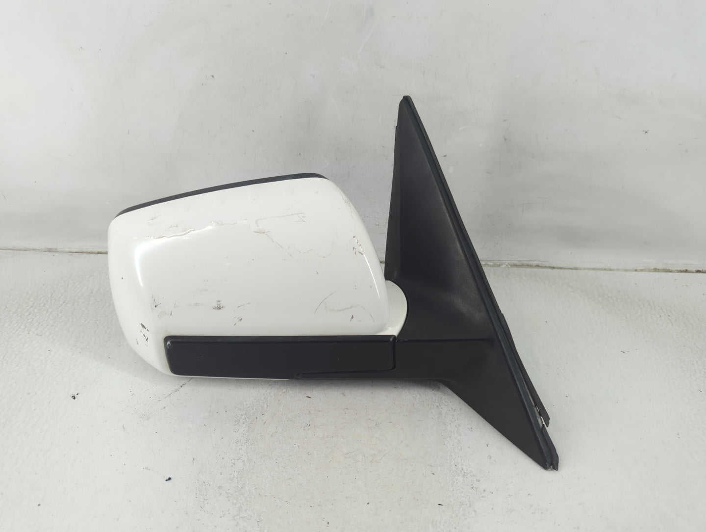 2010-2013 Kia Soul Driver Side View Mirror - Left Door Mirror OEM Used - Oemusedautoparts1.com