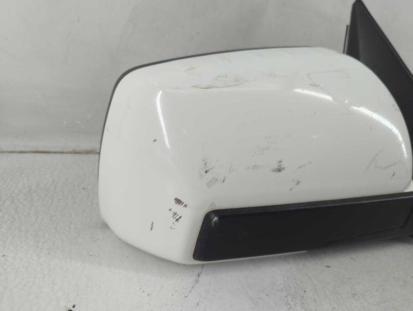 2010-2013 Kia Soul Driver Side View Mirror - Left Door Mirror OEM Used - Oemusedautoparts1.com