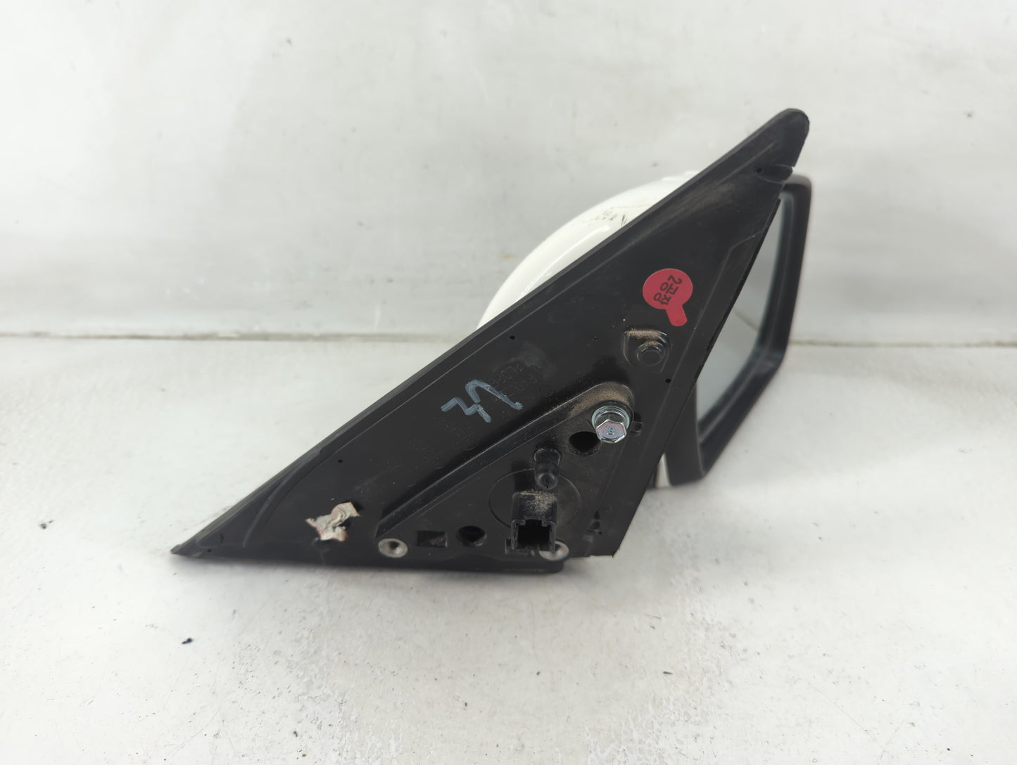 2010-2013 Kia Soul Driver Side View Mirror - Left Door Mirror OEM Used - Oemusedautoparts1.com