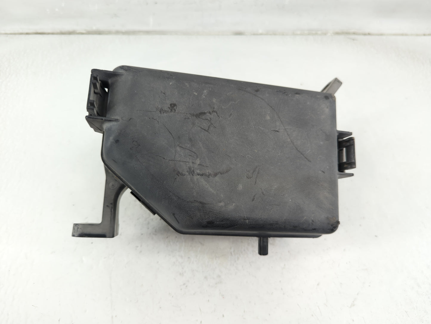 2010-2011 Kia Soul Fusebox Fuse Box Panel Relay Module P/N:91950-2K340 Fits Fits 2010 2011 OEM Used Auto Parts - Oemusedauto