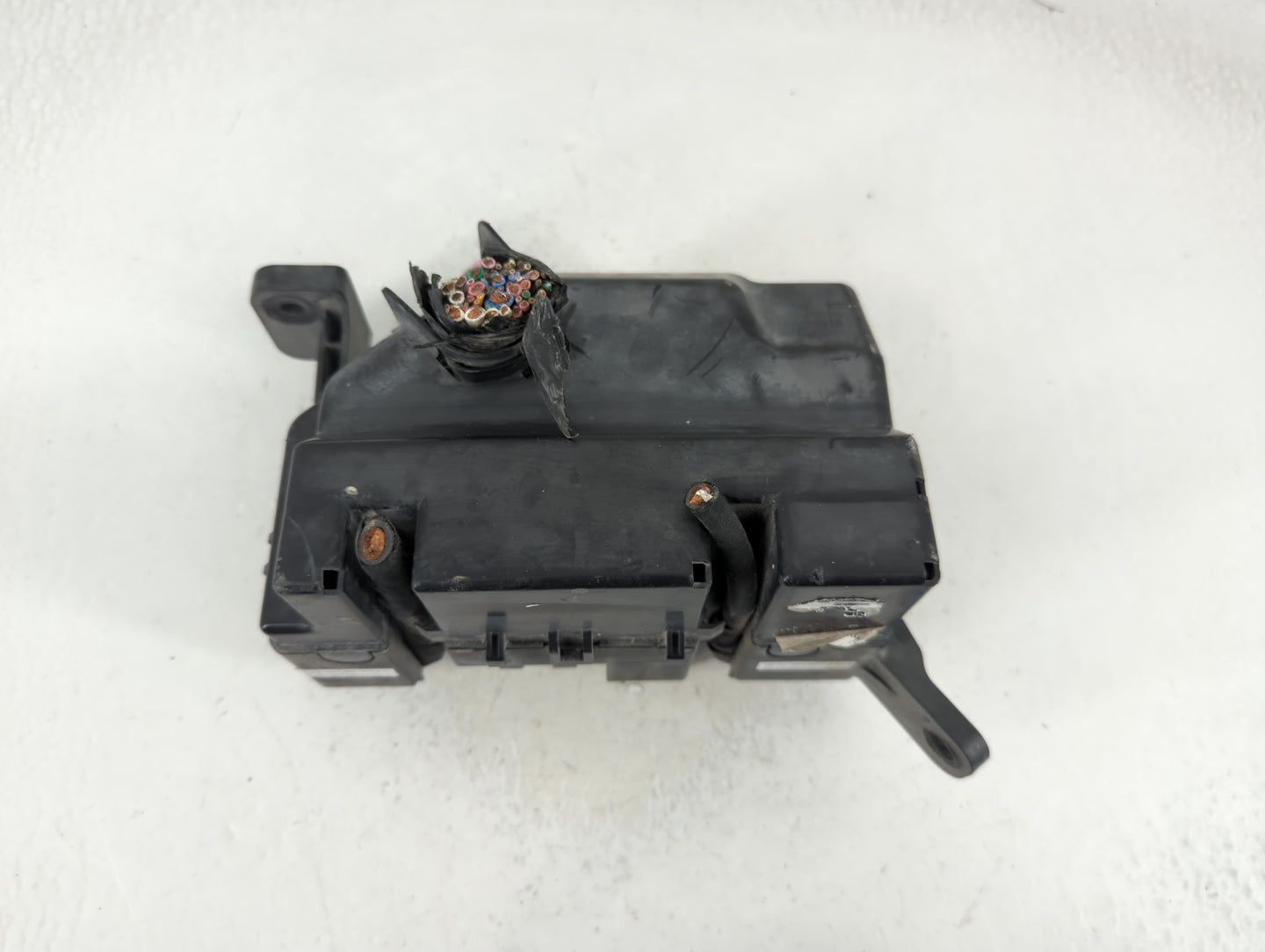 2010-2011 Kia Soul Fusebox Fuse Box Panel Relay Module P/N:91950-2K340 Fits Fits 2010 2011 OEM Used Auto Parts - Oemusedauto