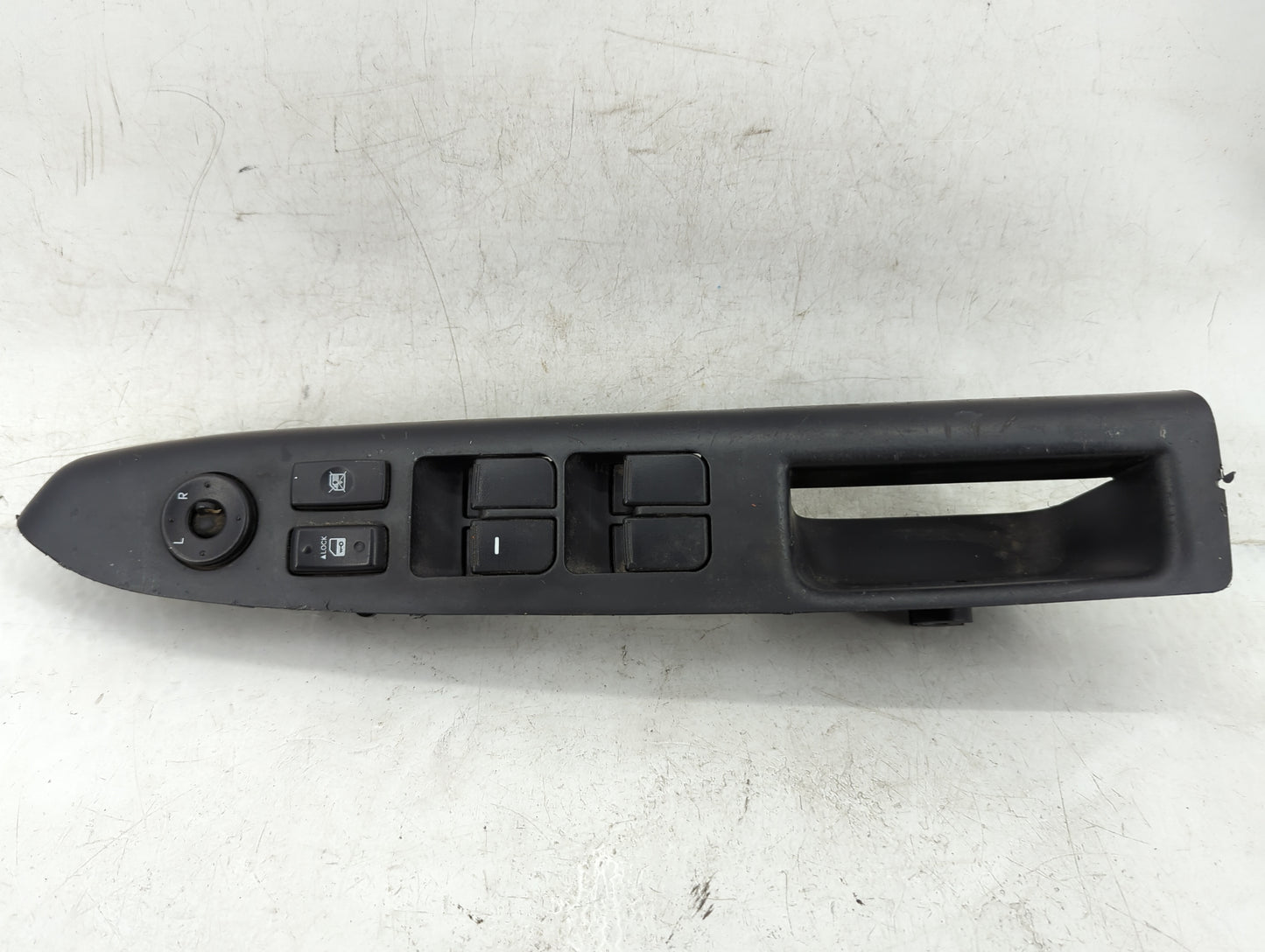 2010-2013 Kia Soul Master Power Window Switch Replacement Driver Side Left P/N:93570-2K000 Fits Fits 2010 2011 2012 2013 OEM
