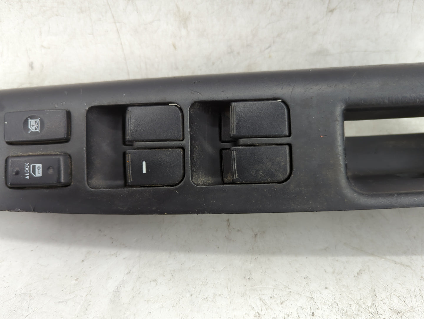2010-2013 Kia Soul Master Power Window Switch Replacement Driver Side Left P/N:93570-2K000 Fits Fits 2010 2011 2012 2013 OEM