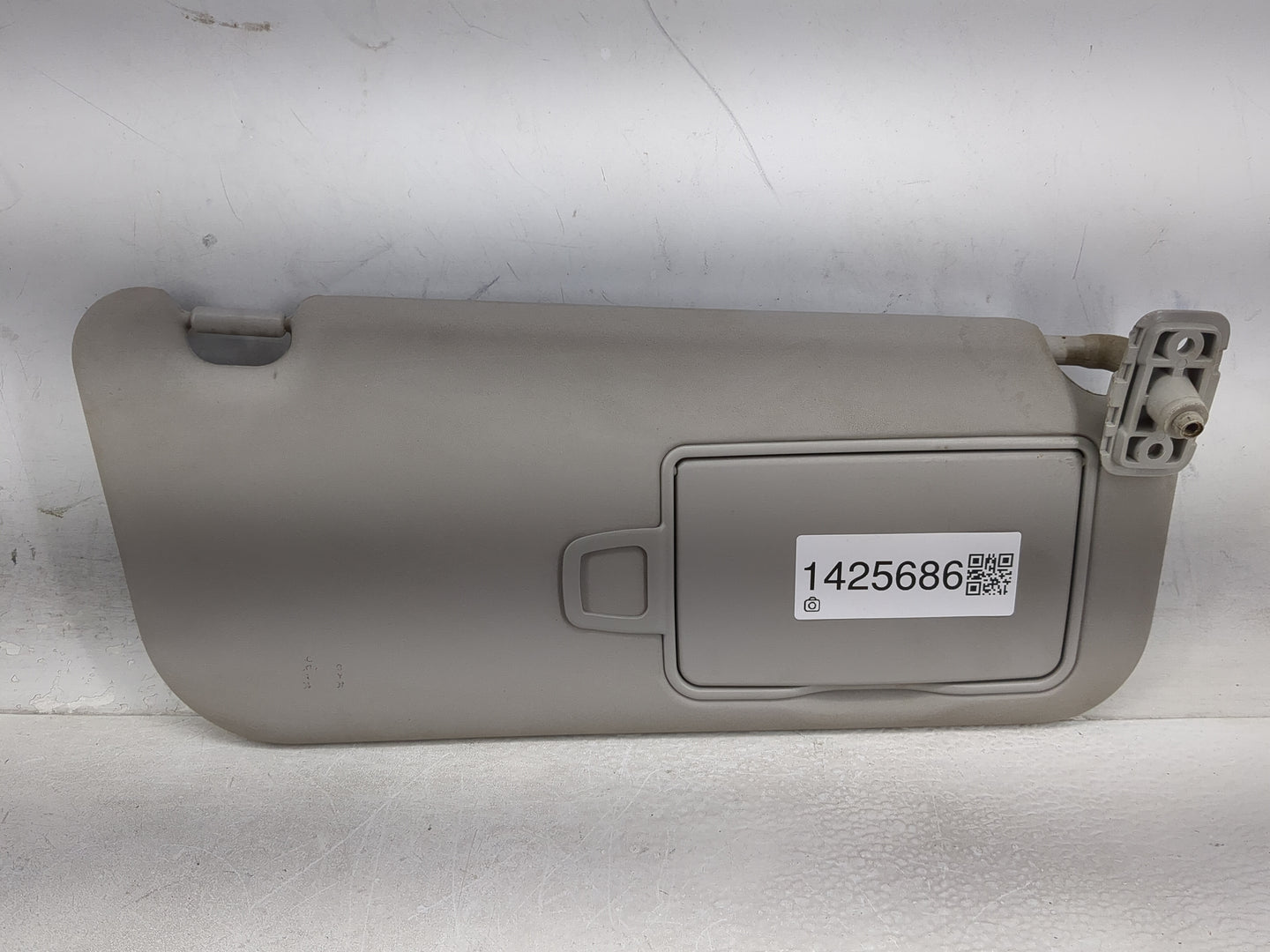 2010-2013 Kia Soul Sun Visor Shade Replacement Driver Left Mirror Fits Fits 2010 2011 2012 2013 OEM Used Auto Parts - Oemuse