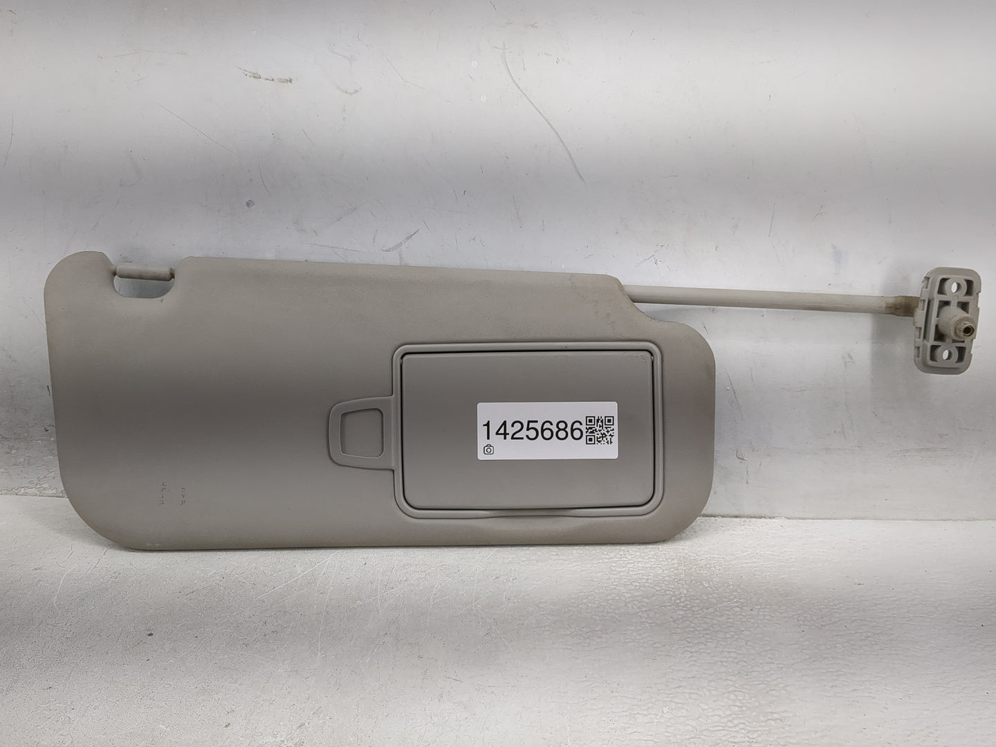 2010-2013 Kia Soul Sun Visor Shade Replacement Driver Left Mirror Fits Fits 2010 2011 2012 2013 OEM Used Auto Parts - Oemuse