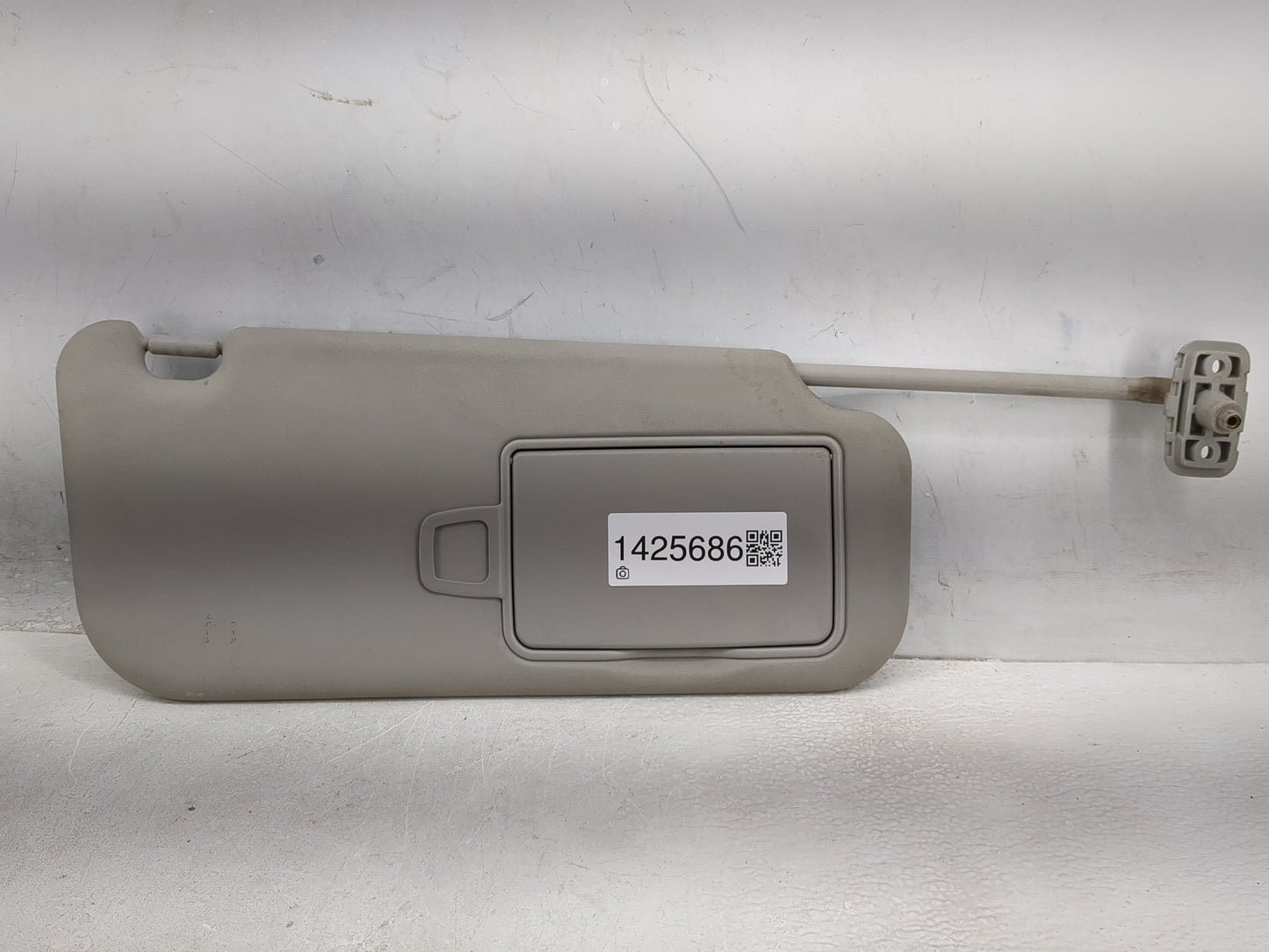 2010-2013 Kia Soul Sun Visor Shade Replacement Driver Left Mirror Fits Fits 2010 2011 2012 2013 OEM Used Auto Parts - Oemuse