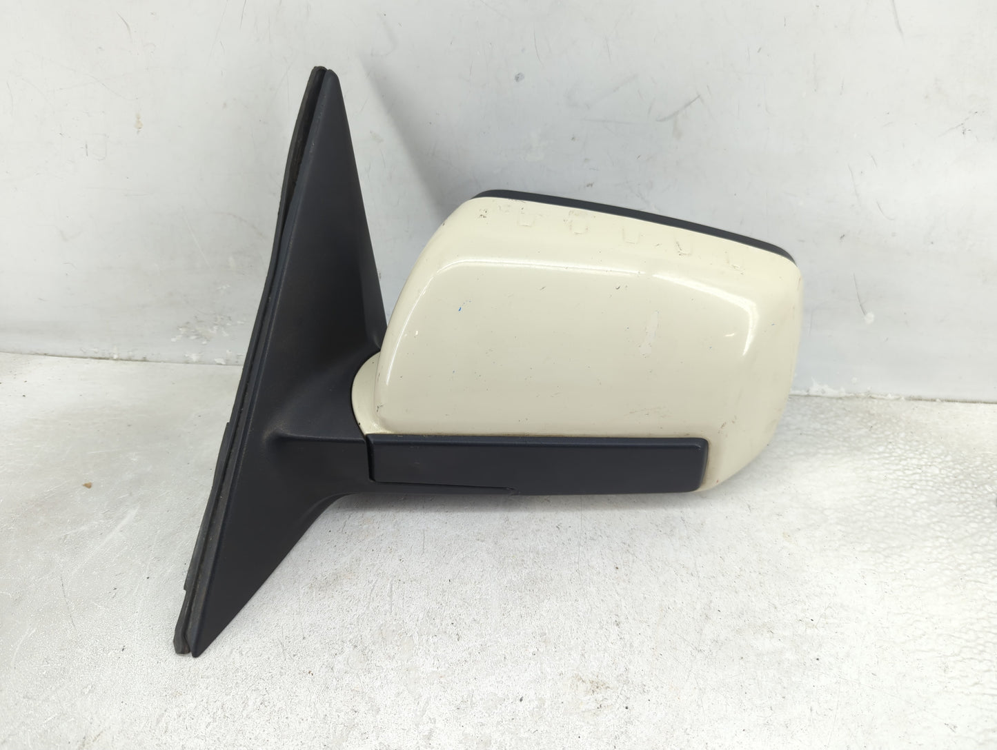 2010-2013 Kia Soul Driver Side View Mirror - Left Door Mirror OEM Used - Oemusedautoparts1.com