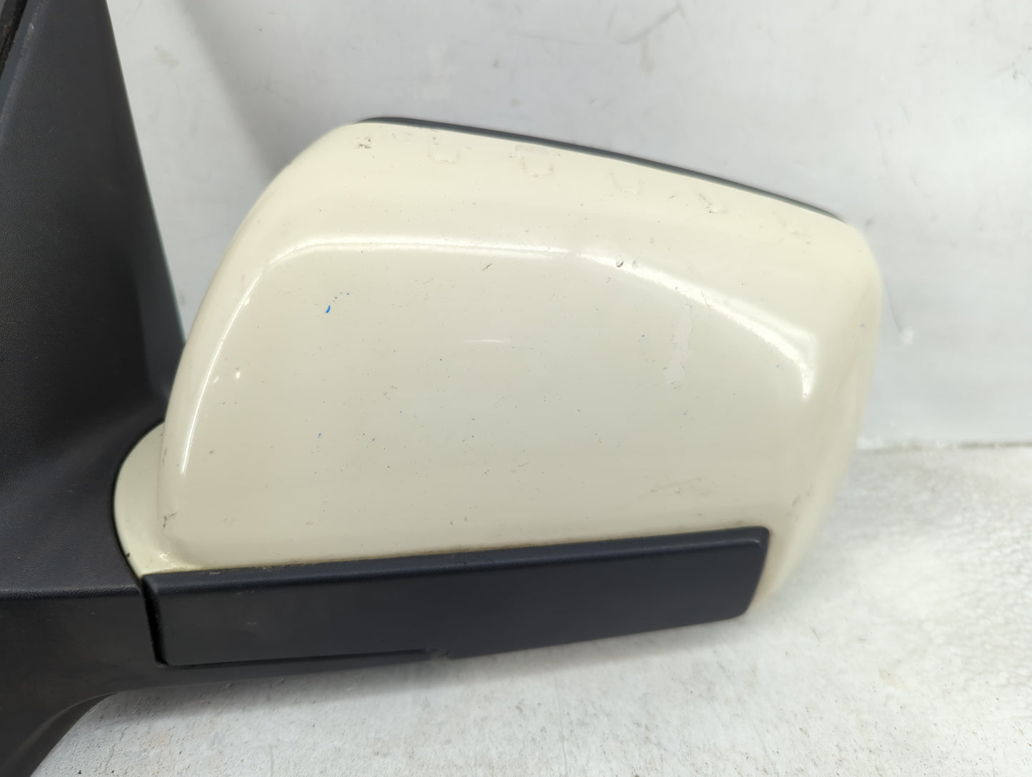 2010-2013 Kia Soul Driver Side View Mirror - Left Door Mirror OEM Used - Oemusedautoparts1.com