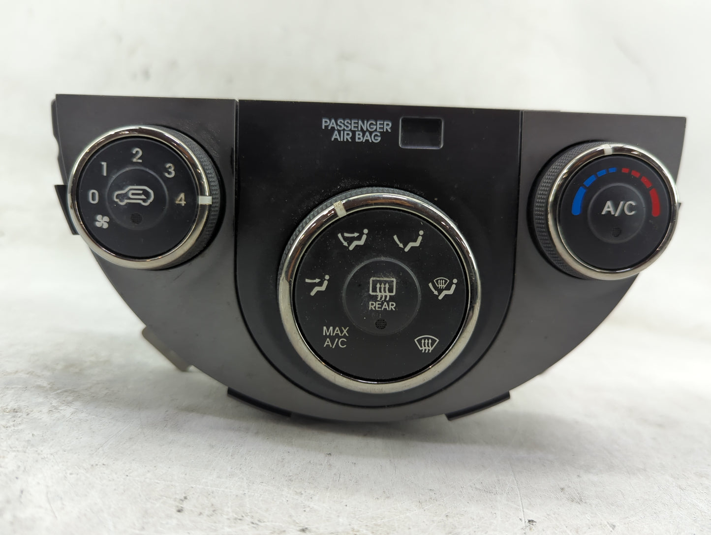2010-2011 Kia Soul Climate Control Module Temperature AC/Heater Replacement P/N:97250-2KXXX Fits Fits 2010 2011 OEM Used Aut