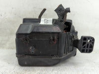 2010 Kia Soul Fusebox Fuse Box Panel Relay Module P/N:91215 2K 570 Fits OEM Used Auto Parts - Oemusedautoparts1.com