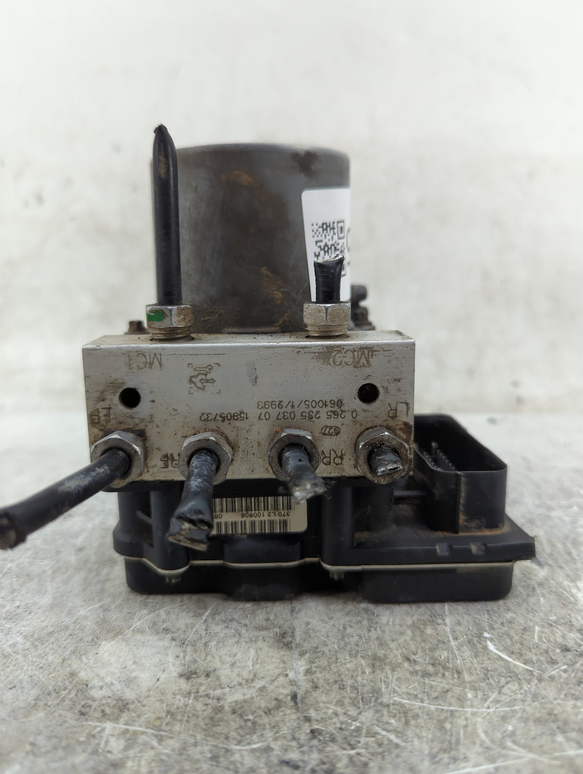 2010 Kia Soul ABS Pump Control Module Replacement P/N:0265956818 0265235037, 589202B620, 589102B600, 925732B6230M1003 Fits O