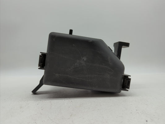 2010-2011 Kia Soul Fusebox Fuse Box Panel Relay Module Fits Fits 2010 2011 OEM Used Auto Parts - Oemusedautoparts1.com