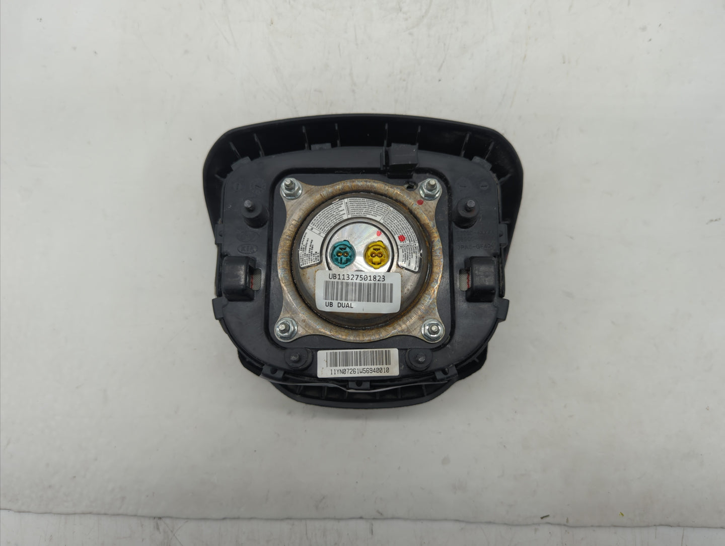 2010-2011 Kia Soul Air Bag Driver Left Steering Wheel Mounted P/N:BAM-PT1-1749 Fits Fits 2010 2011 OEM Used Auto Parts - Oem