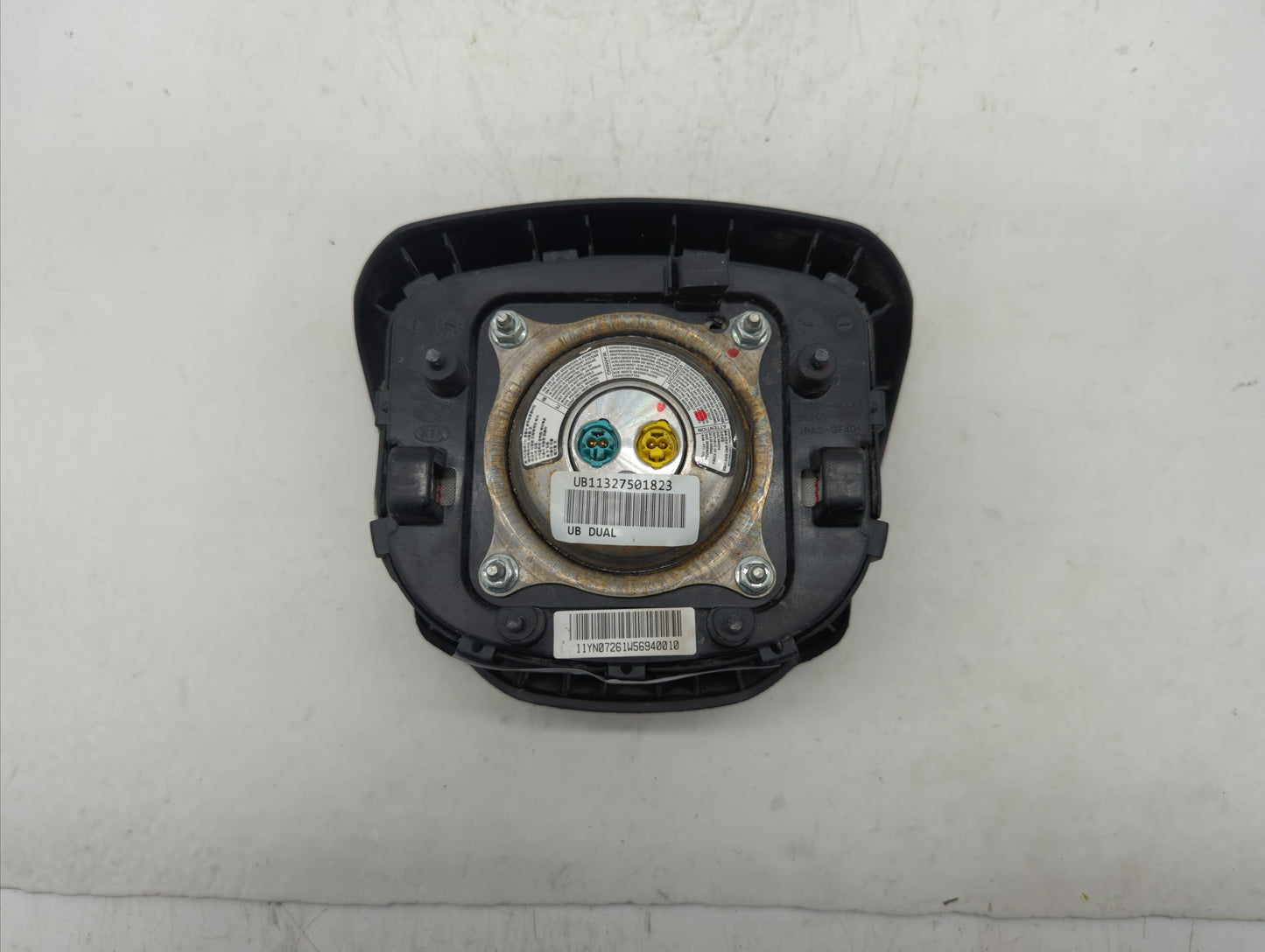 2010-2011 Kia Soul Air Bag Driver Left Steering Wheel Mounted P/N:BAM-PT1-1749 Fits Fits 2010 2011 OEM Used Auto Parts - Oem