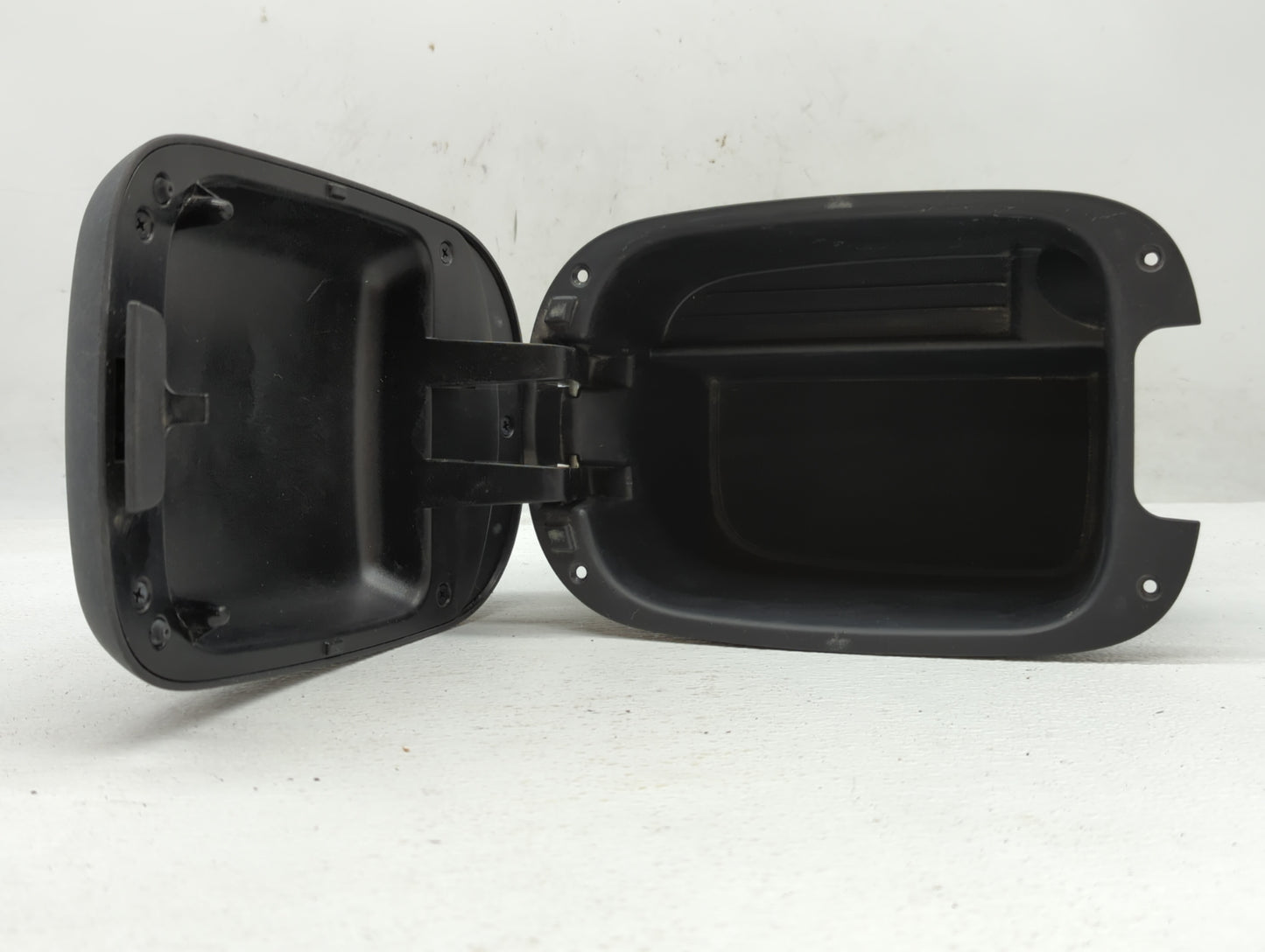 2010 Kia Soul Center Console Armrest Cover Lid - Oemusedautoparts1.com
