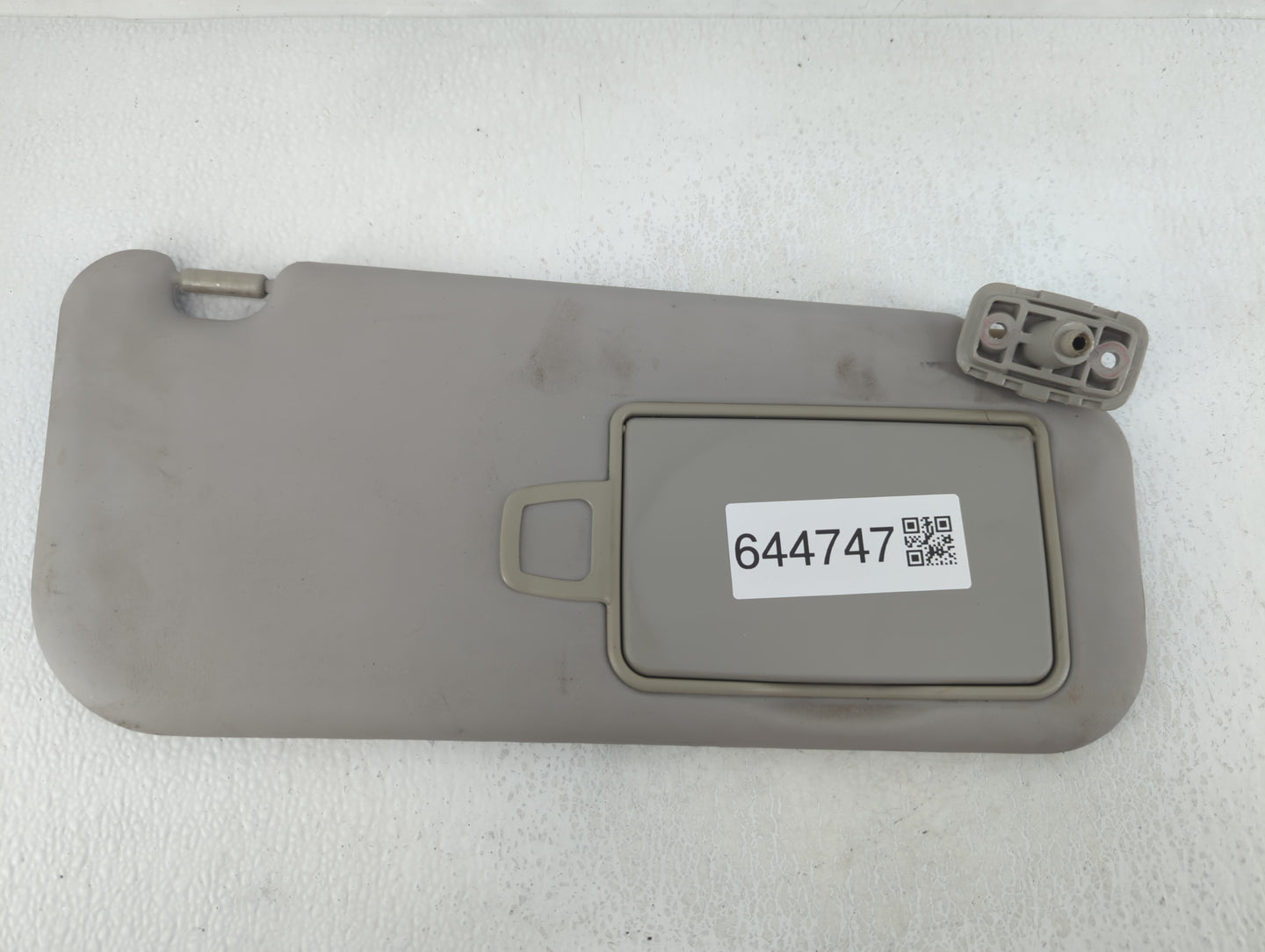 2010-2013 Kia Soul Sun Visor Shade Replacement Passenger Right Mirror Fits Fits 2010 2011 2012 2013 OEM Used Auto Parts - Oe