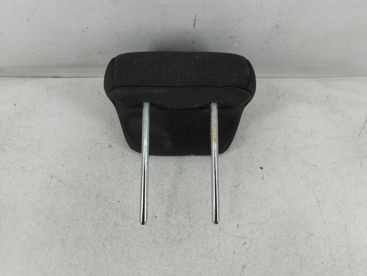 2010-2011 Kia Soul Headrest Head Rest Rear Center Seat Fits Fits 2010 2011 OEM Used Auto Parts - Oemusedautoparts1.com