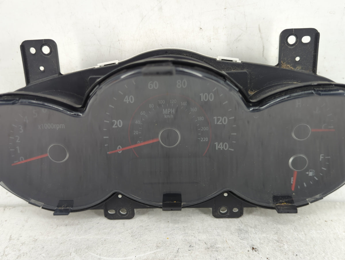 2010-2011 Kia Soul Instrument Cluster Speedometer Gauges Miles:122K Fits Fits 2010 2011 OEM Used Auto Parts - Oemusedautopar
