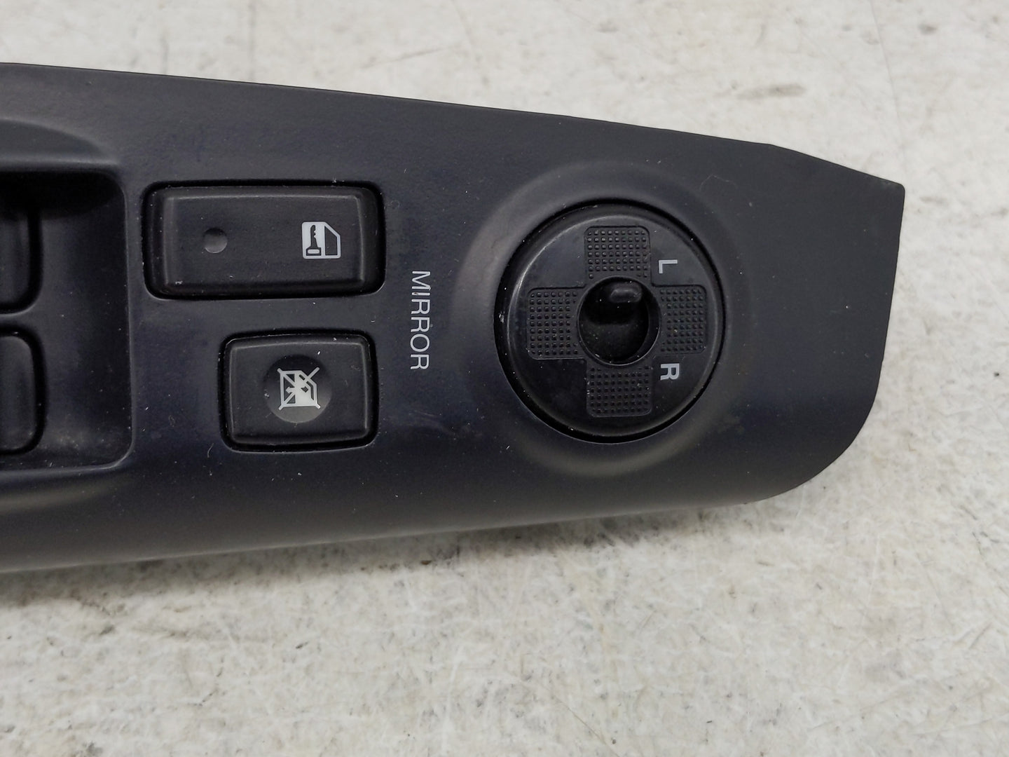 2005-2010 Kia Sportage Master Power Window Switch Replacement Driver Side Left P/N:93570-1F260WK Fits OEM Used Auto Parts - 