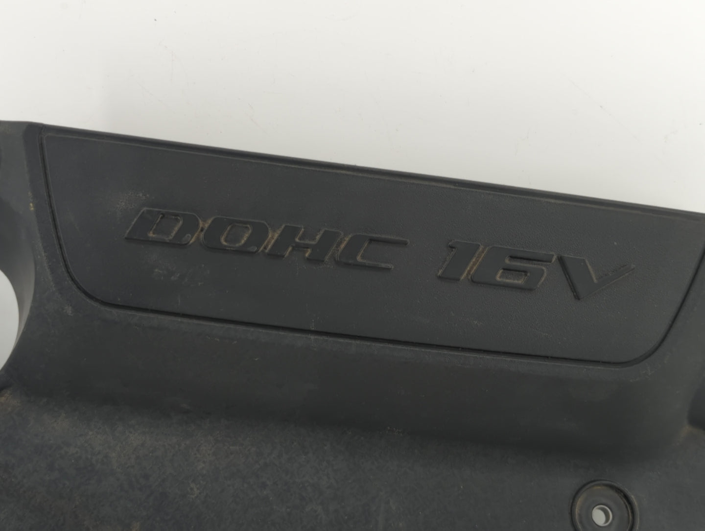 2010 Kia Sportage Engine Cover - Oemusedautoparts1.com