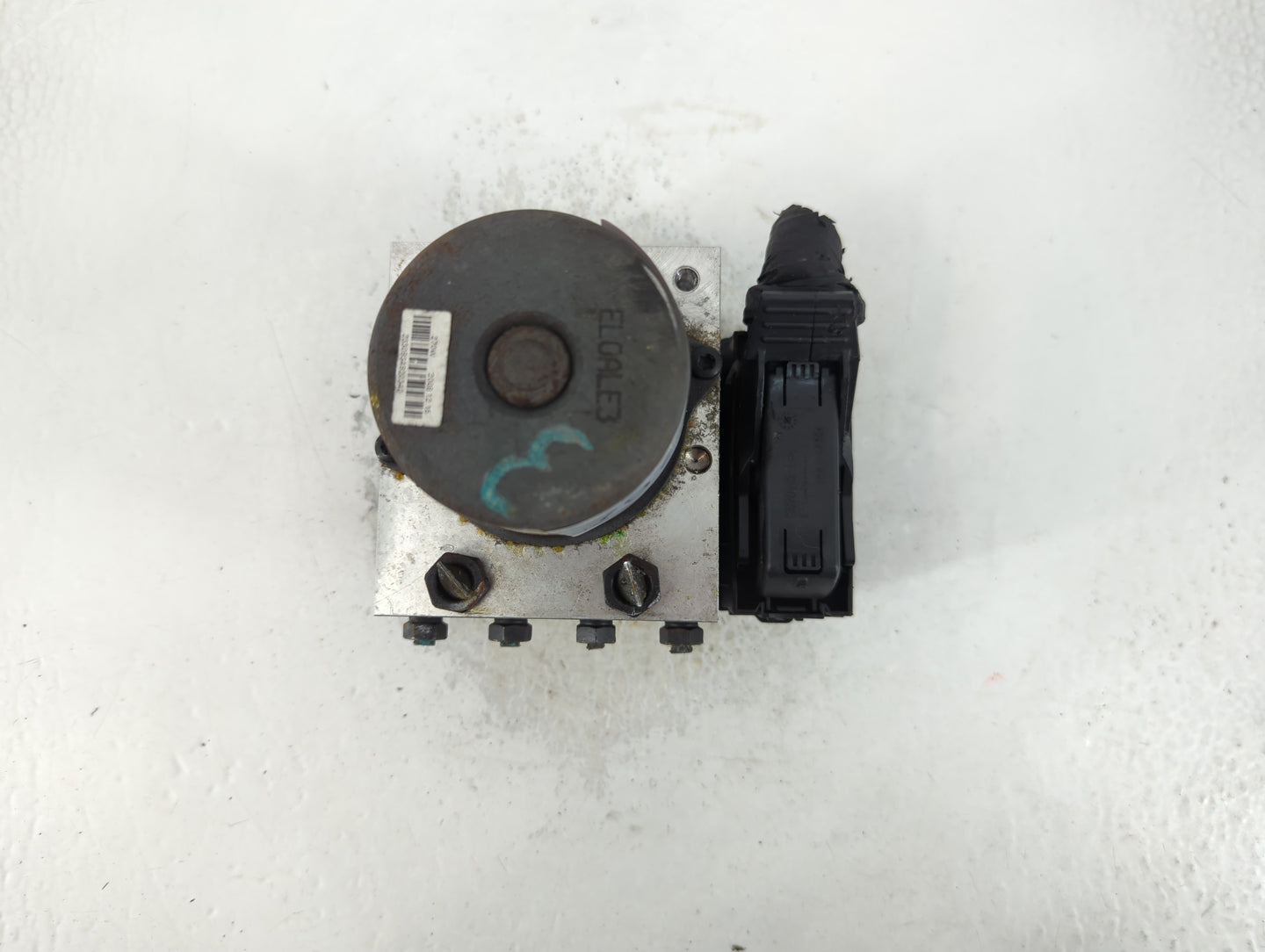 2010 Kia Sportage ABS Pump Control Module Replacement P/N:58920-1F750 Fits OEM Used Auto Parts - Oemusedautoparts1.com