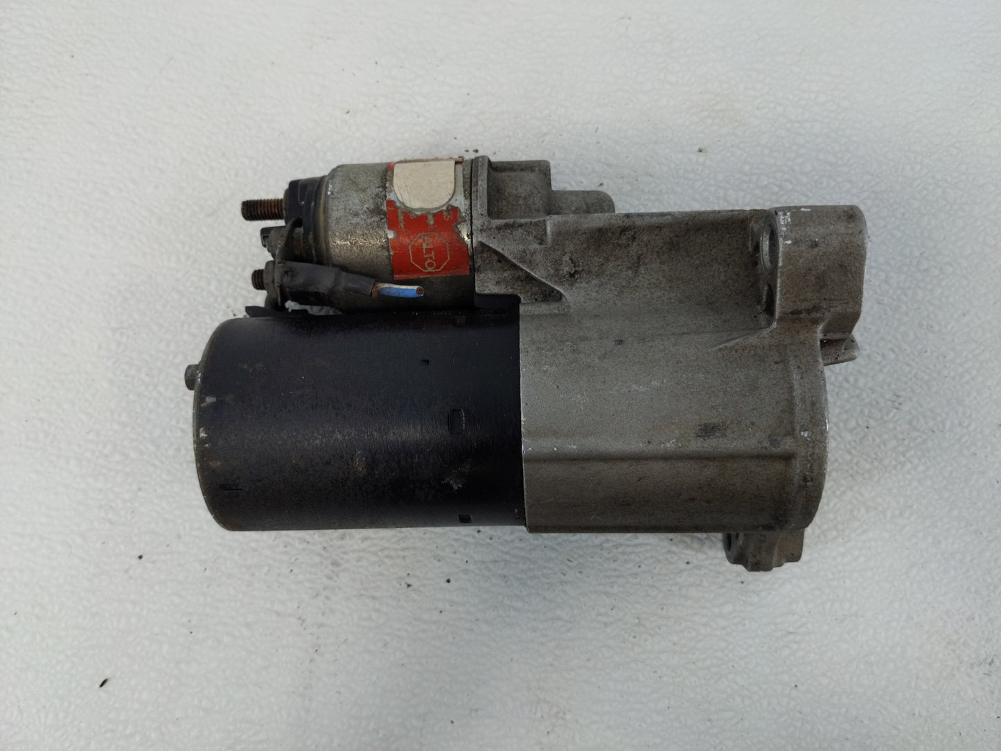 2008-2012 Land Rover Lr2 Car Starter Motor Solenoid OEM P/N:6G9N-11000-LD Fits Fits 2008 2009 2010 2011 2012 OEM Used Auto P