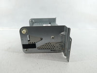 2008-2012 Land Rover Lr2 Am Fm Cd Player Radio Receiver 583239 - Oemusedautoparts1.com