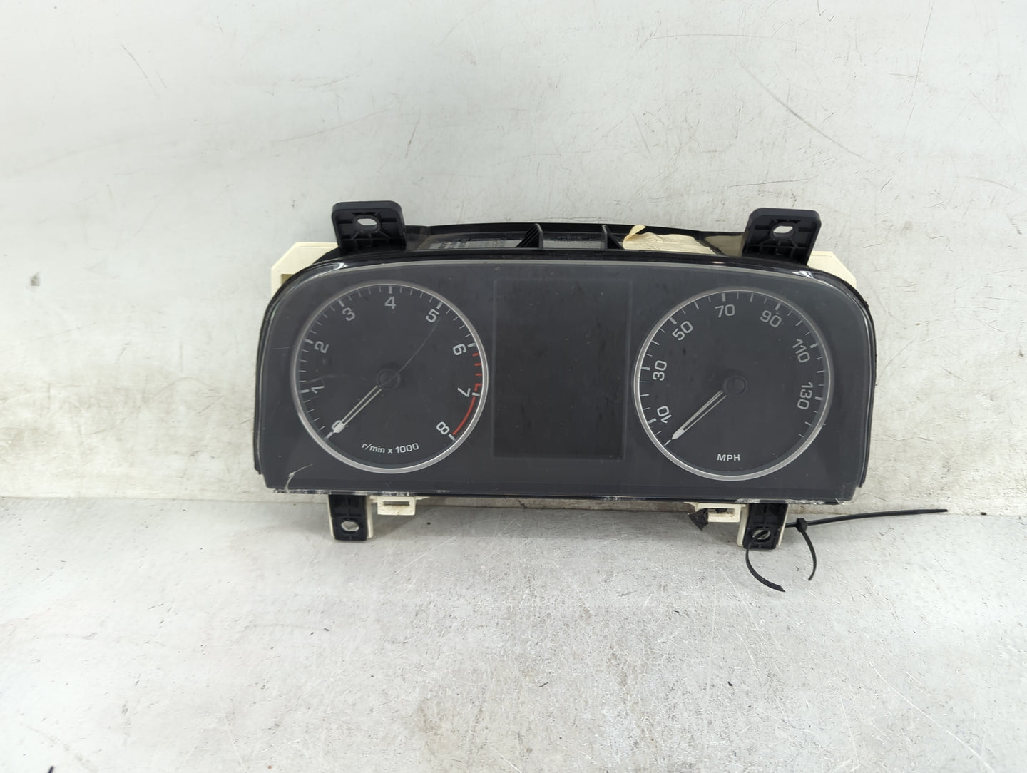 2010 Land Rover Lr4 Instrument Cluster Speedometer Gauges P/N:AH22-10849-AG VPAH2F-10894-A, VPAH21-10890-A Miles:117K Fits O