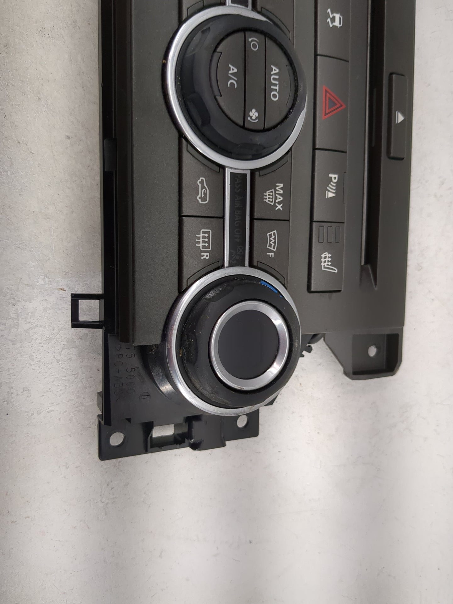 2010-2016 Land Rover Lr4 Climate Control Module Temperature AC/Heater Replacement P/N:AH22-19E900-SH AH22-14D071-AG Fits OEM
