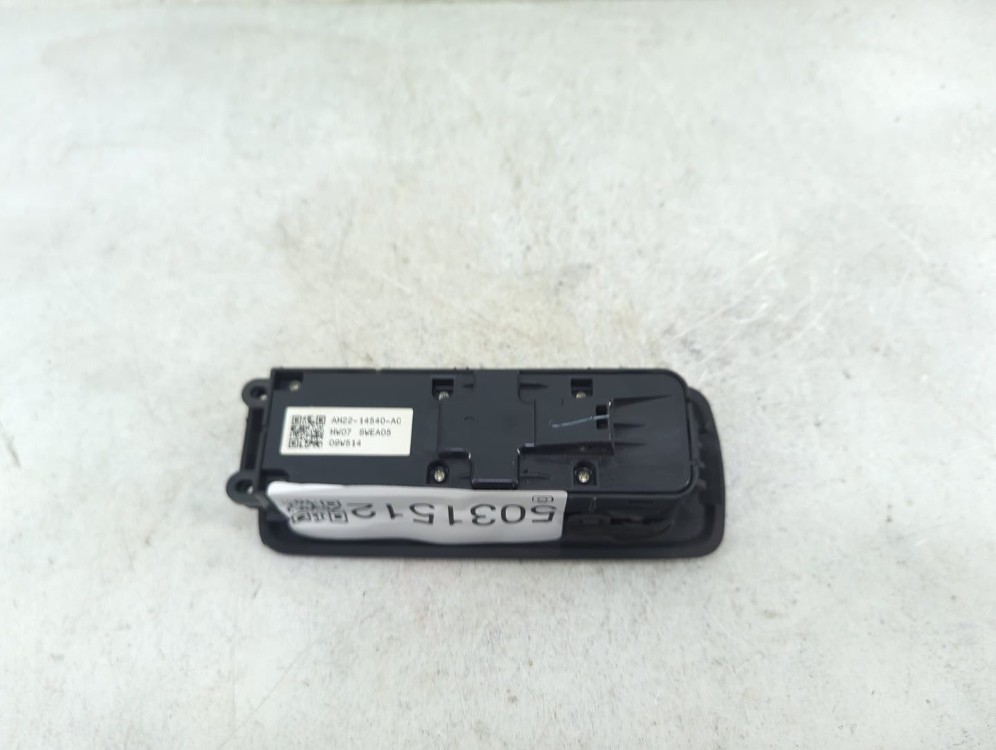2010-2016 Land Rover Lr4 Master Power Window Switch Replacement Driver Side Left P/N:AH22-14540-AC Fits OEM Used Auto Parts 