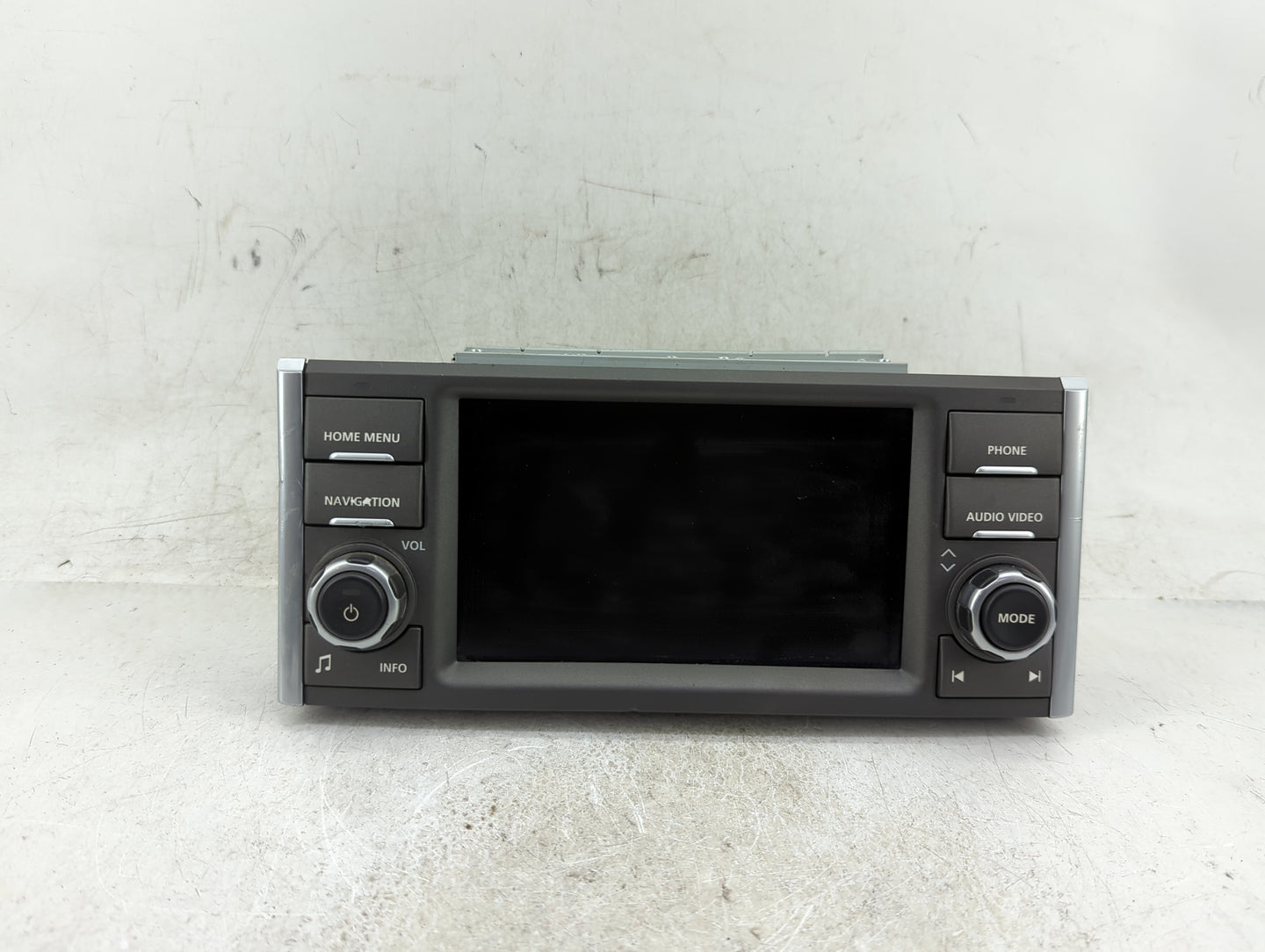 Land Rover Range Rover Am Fm Cd Player Radio Receiver - Oemusedautoparts1.com