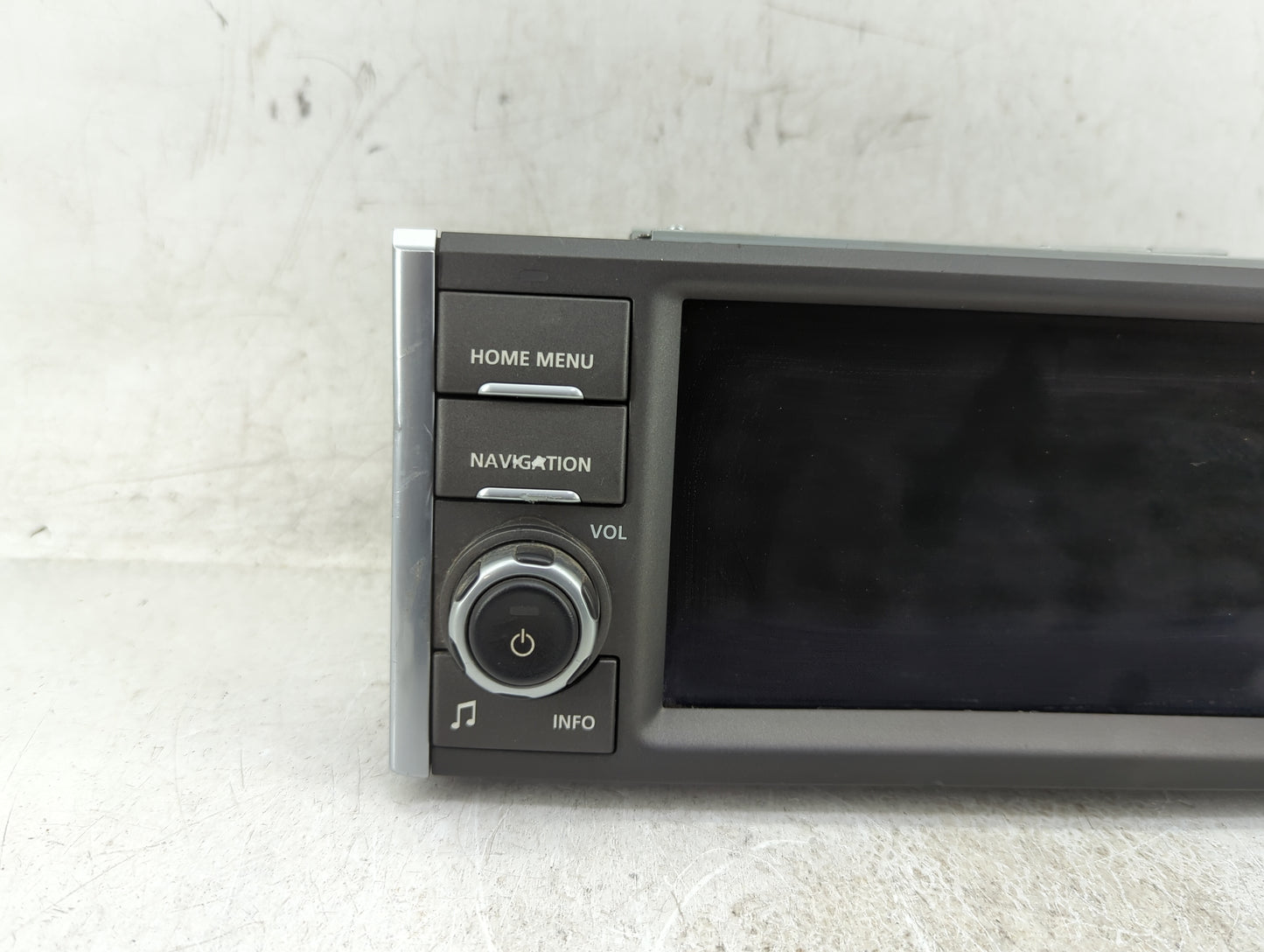Land Rover Range Rover Am Fm Cd Player Radio Receiver - Oemusedautoparts1.com