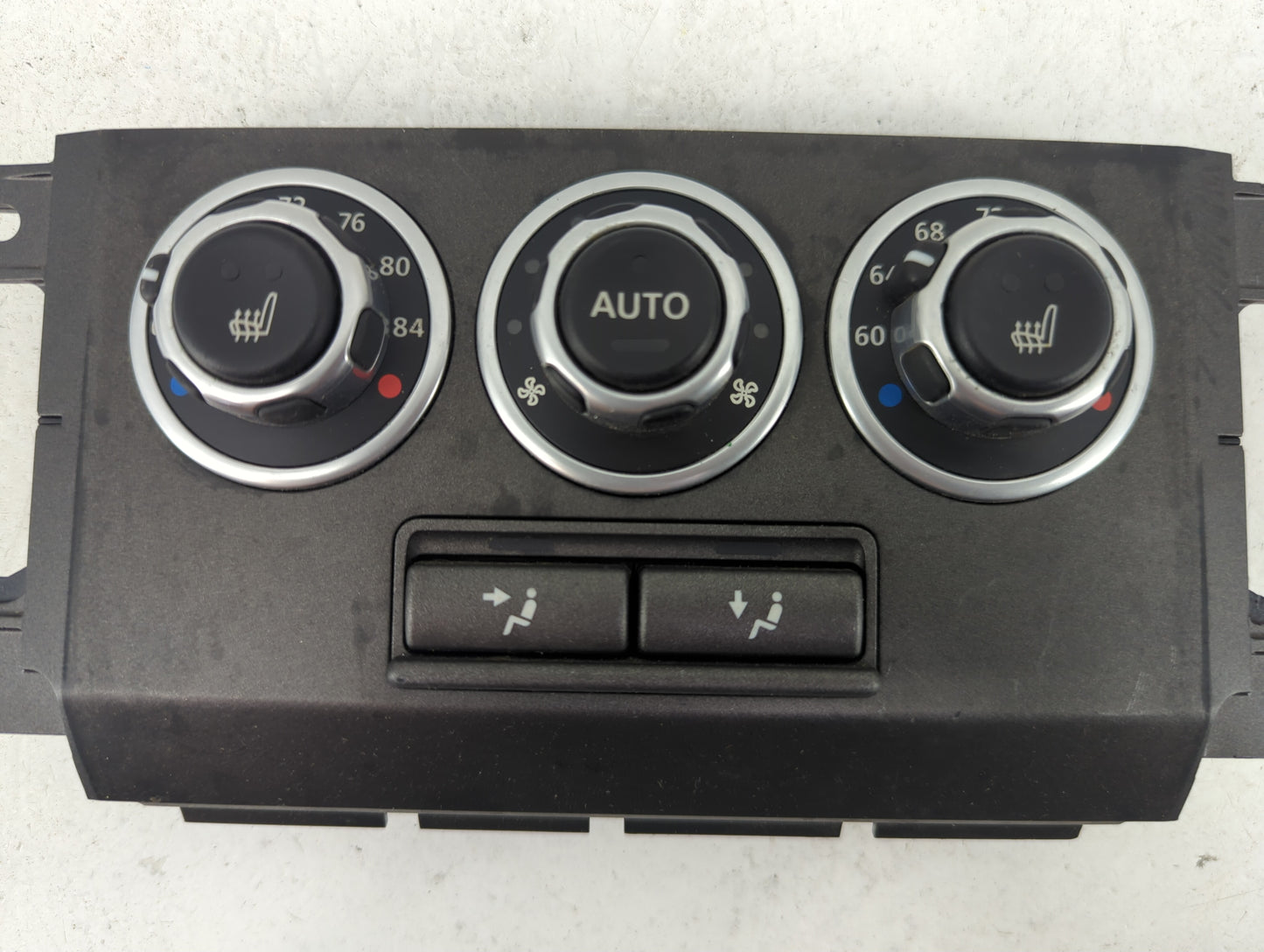 2010 Land Rover Range Rover Climate Control Module Temperature AC/Heater Replacement P/N:P7H42-18C612-HB 30S10011539 Fits OE