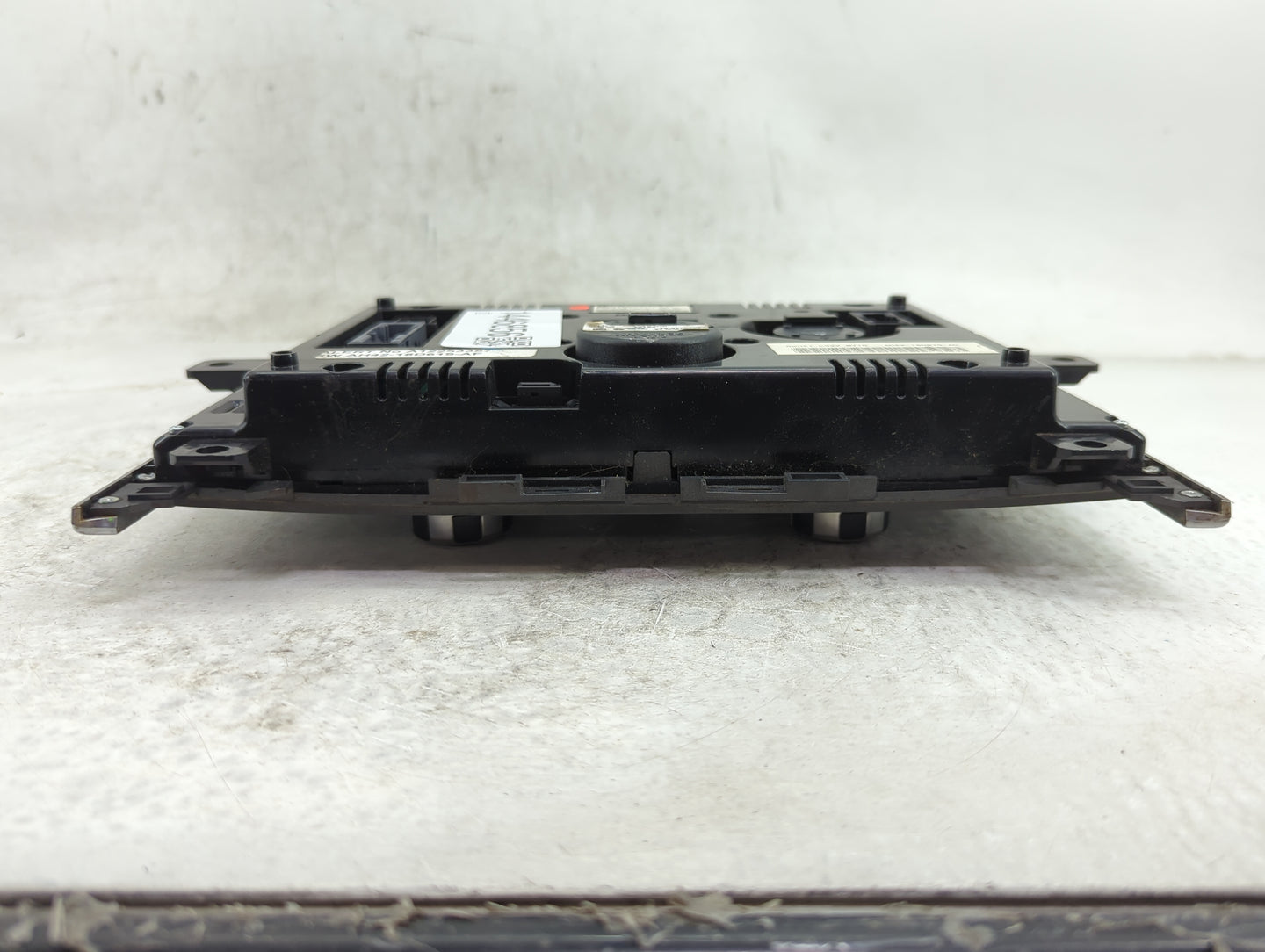 2010-2011 Land Rover Range Rover Climate Control Module Temperature AC/Heater Replacement P/N:AH42-18D679-AC AH42-18D619-AF 