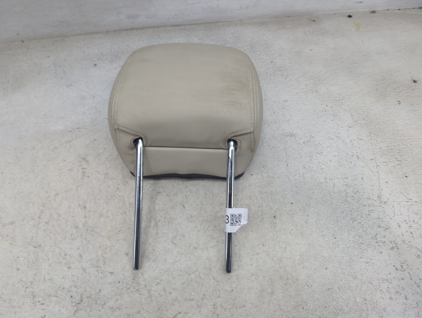 2010 Land Rover Range Rover Headrest Head Rest Front Driver Passenger Seat Fits OEM Used Auto Parts - Oemusedautoparts1.com