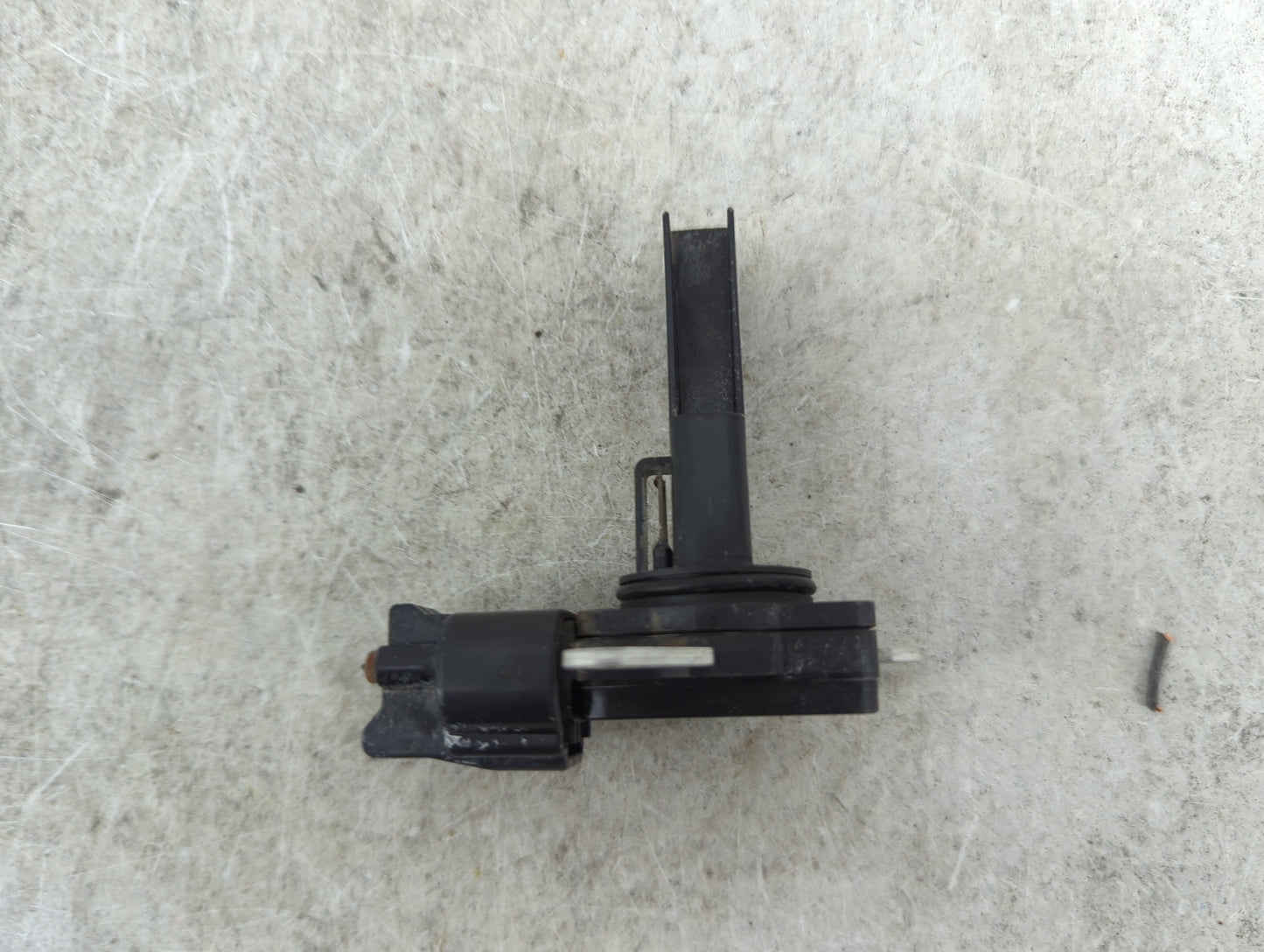 2010-2012 Land Rover Range Rover Mass Air Flow Meter Maf - Oemusedautoparts1.com