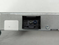 2010-2012 Land Rover Range Rover Am Fm Cd Player Radio Receiver 388035 - Oemusedautoparts1.com