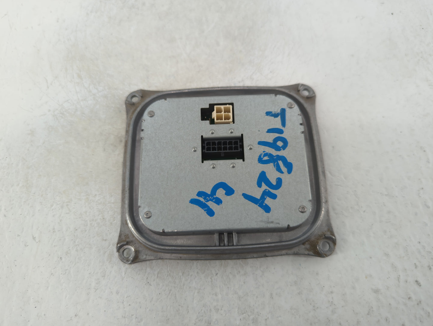 2010-2012 Land Rover Range Rover Headlight Ballast Head Light - Oemusedautoparts1.com