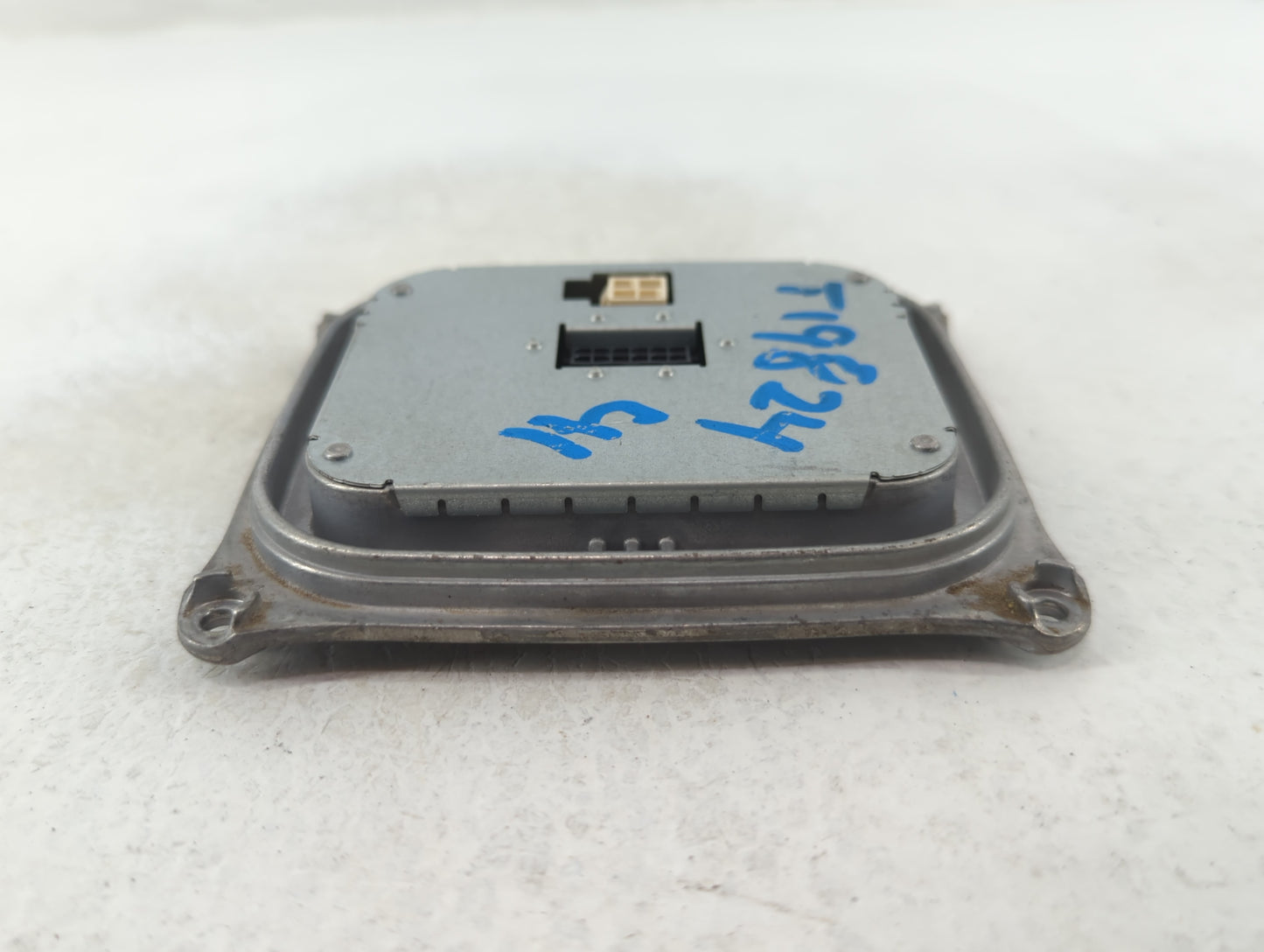 2010-2012 Land Rover Range Rover Headlight Ballast Head Light - Oemusedautoparts1.com