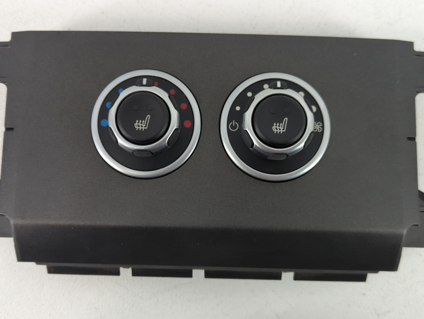 2010-2011 Land Rover Range Rover Climate Control Module Temperature AC/Heater Replacement P/N:P7H42-18C612-JB Fits Fits 2010