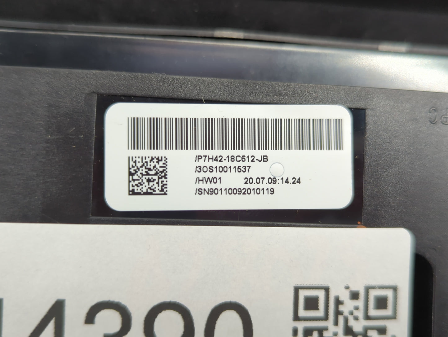2010-2011 Land Rover Range Rover Climate Control Module Temperature AC/Heater Replacement P/N:P7H42-18C612-JB Fits Fits 2010