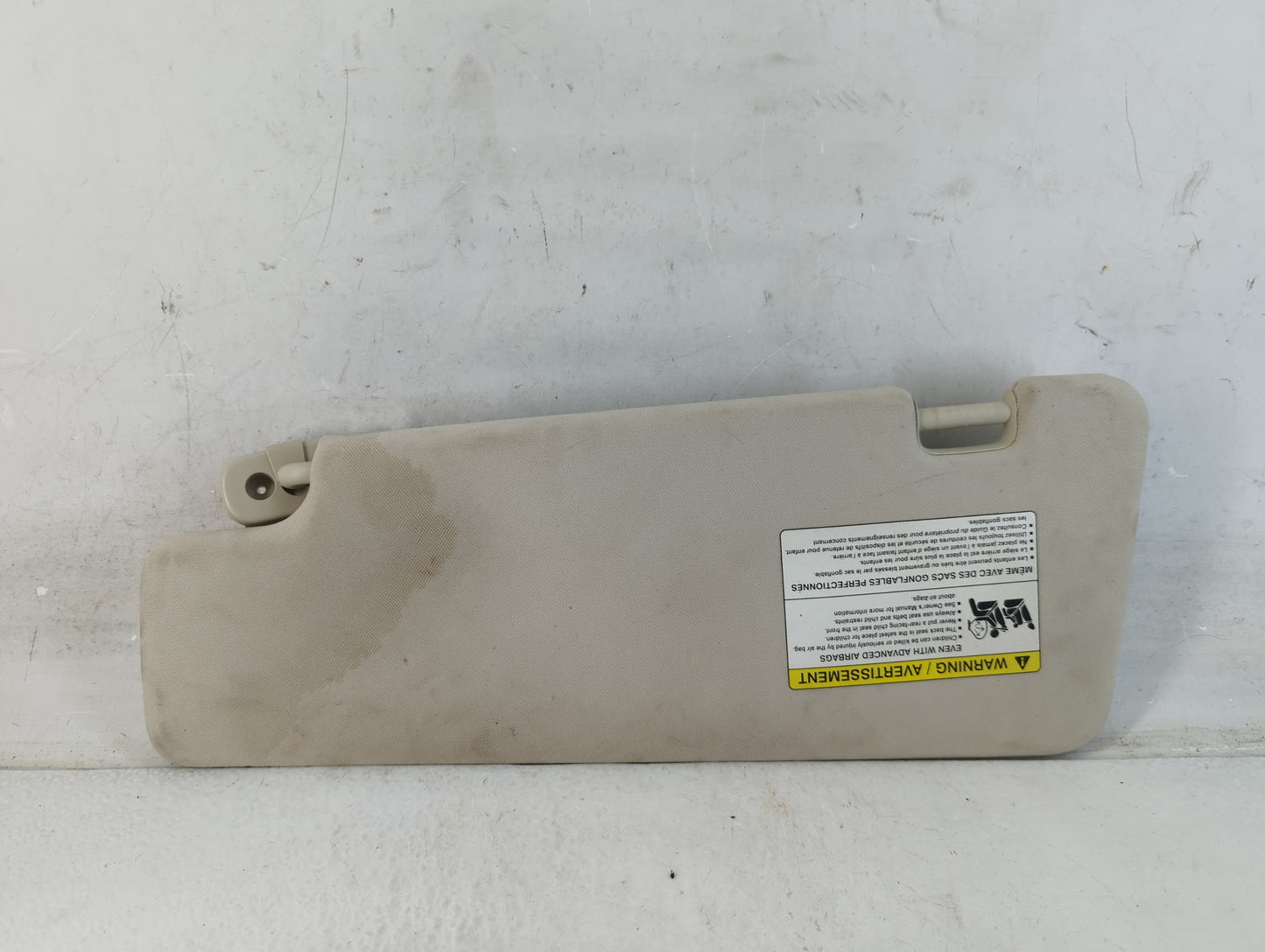 2010-2011 Land Rover Range Rover Sport Sun Visor Shade Replacement Passenger Right Mirror Fits Fits 2010 2011 OEM Used Auto 