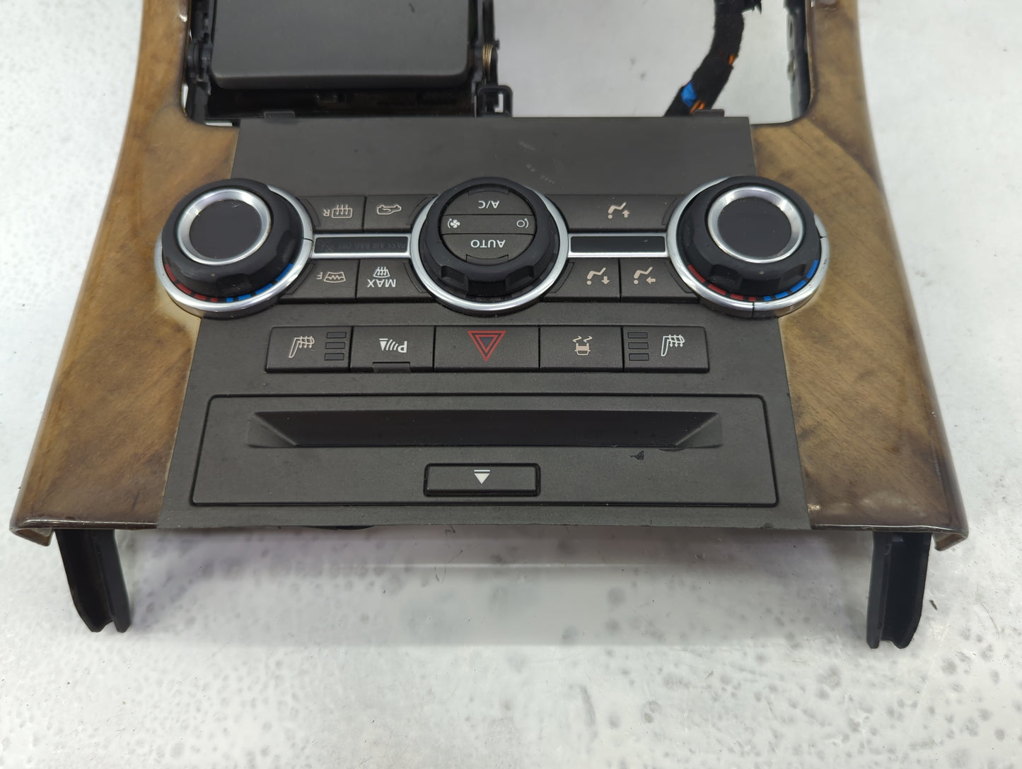 2010-2011 Land Rover Range Rover Sport Climate Control Module Temperature AC/Heater Replacement Fits OEM Used Auto Parts - O