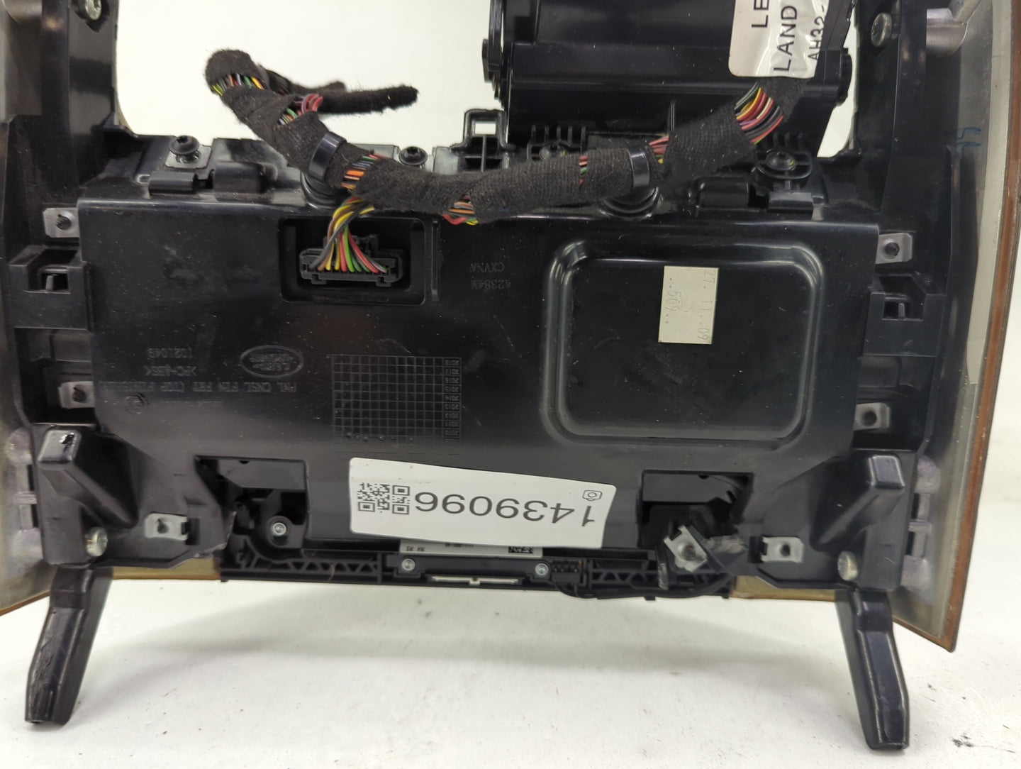 2010-2011 Land Rover Range Rover Sport Climate Control Module Temperature AC/Heater Replacement Fits OEM Used Auto Parts - O