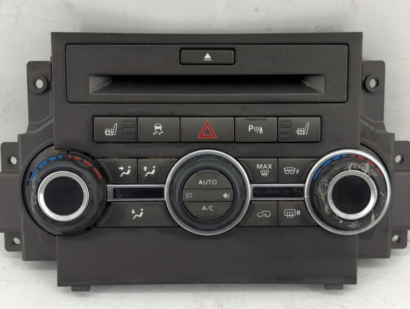 2010-2011 Land Rover Range Rover Sport Climate Control Module Temperature AC/Heater Replacement Fits OEM Used Auto Parts - O