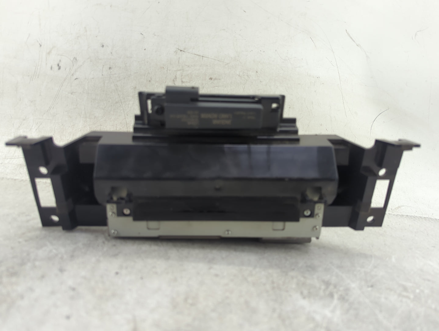 2010-2011 Land Rover Range Rover Sport Radio AM FM Cd Player Receiver Replacement P/N:AH22-18C815-AD AL092752398 Fits OEM Us