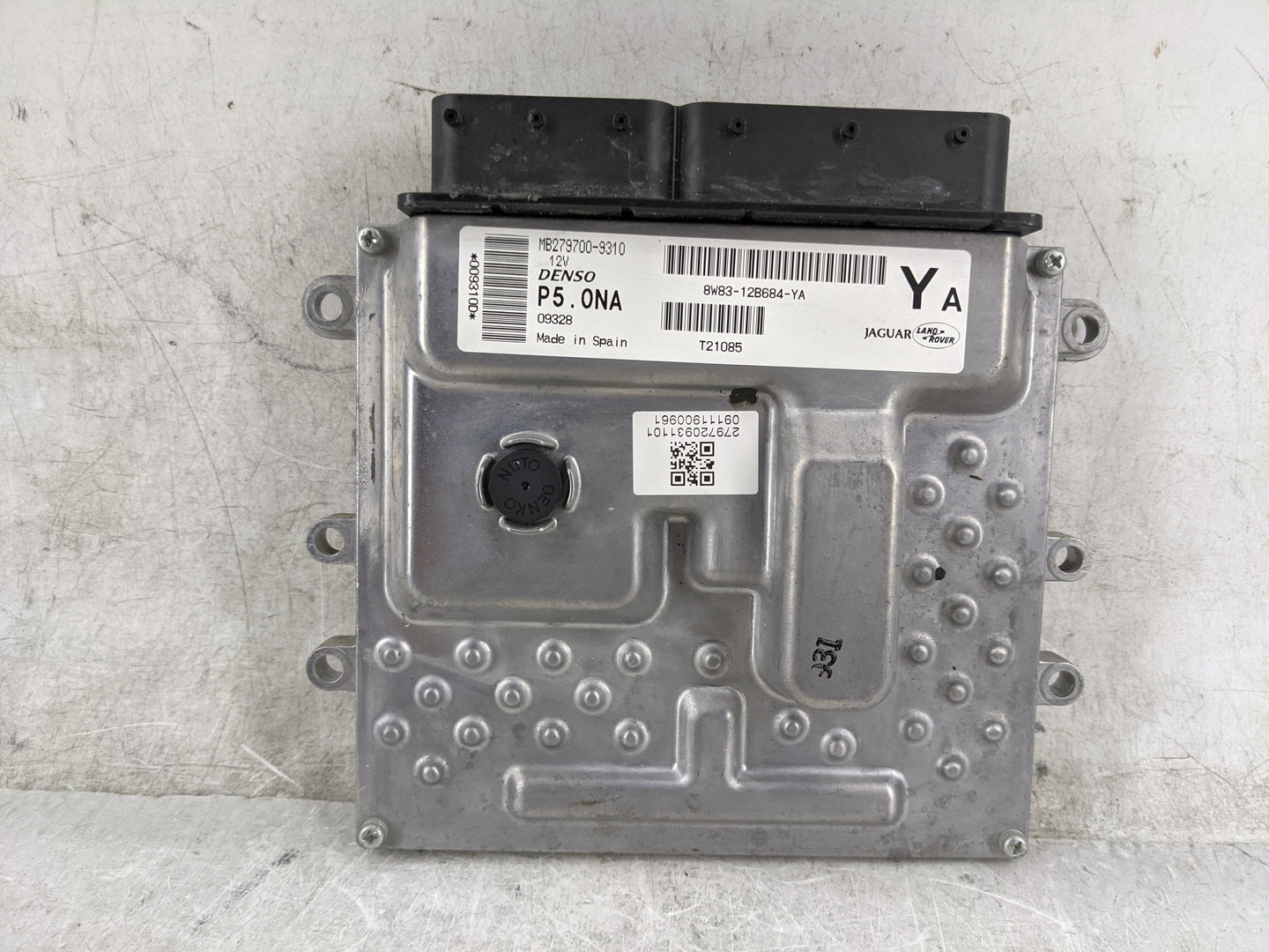 2010-2013 Land Rover Range Rover Sport PCM Engine Control Computer ECU ECM PCU OEM P/N:MB279700-9310 8W83-12B684-YA Fits OEM