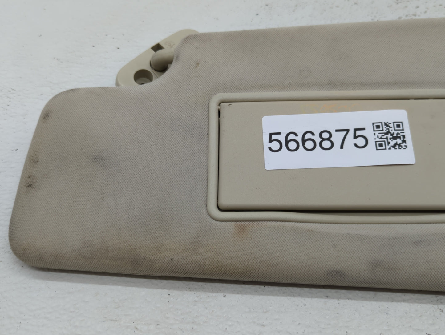2010-2011 Land Rover Range Rover Sport Sun Visor Shade Replacement Passenger Right Mirror Fits Fits 2010 2011 OEM Used Auto 