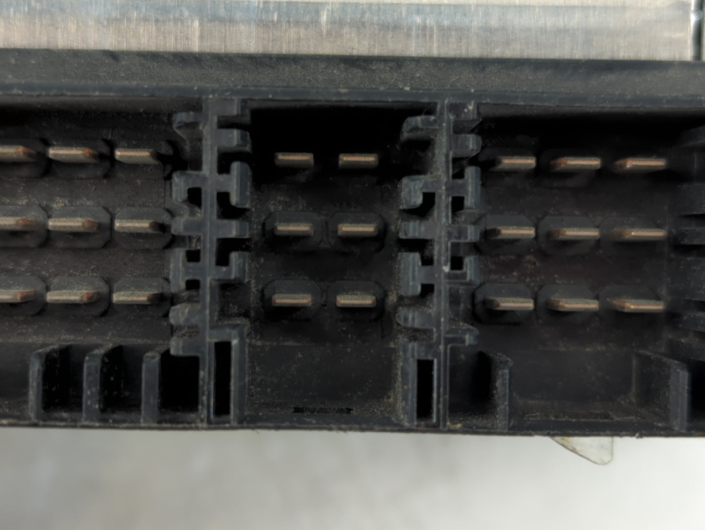 2010 Range Rover Sport Body Control Module Bcm Inner Cabin Fuse Box - Oemusedautoparts1.com