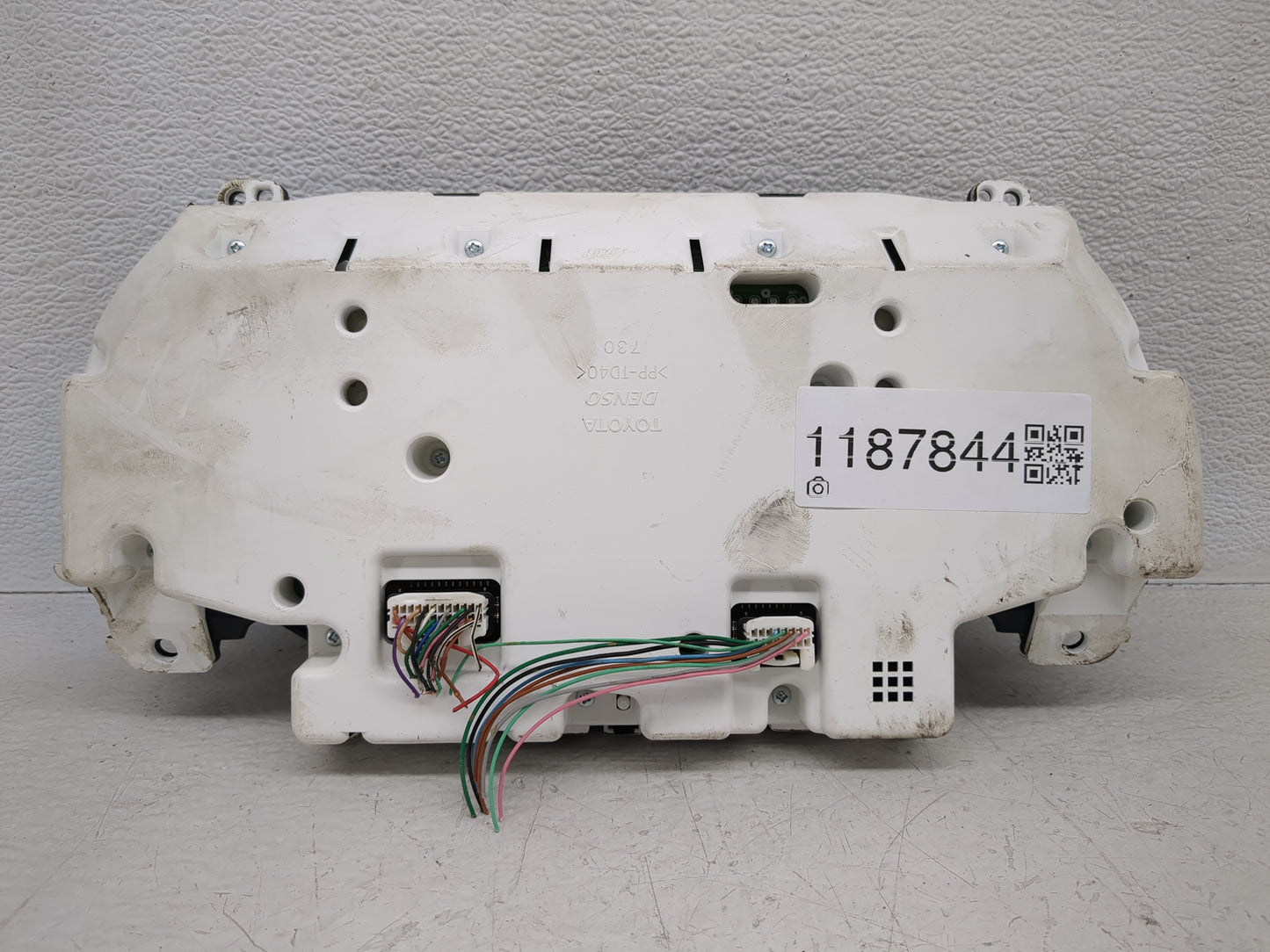 2010 Lexus Es350 Instrument Cluster Speedometer Gauges P/N:83800-33J40 Fits OEM Used Auto Parts - Oemusedautoparts1.com